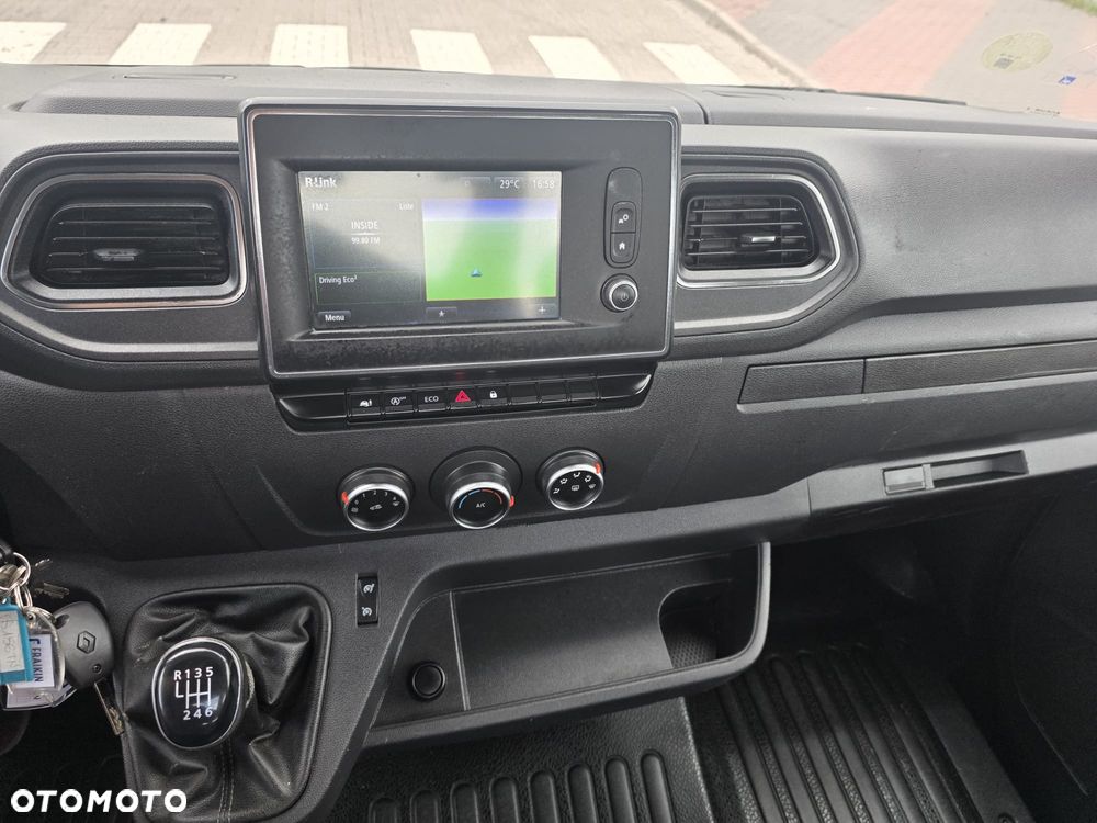 Renault Master - 10