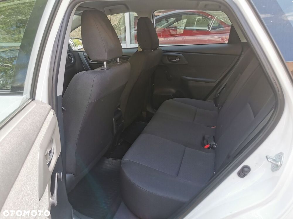 Toyota Auris 1.33 VVT-i Active - 11