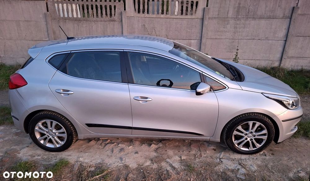 Kia Ceed 1.6 CRDi XL - 23