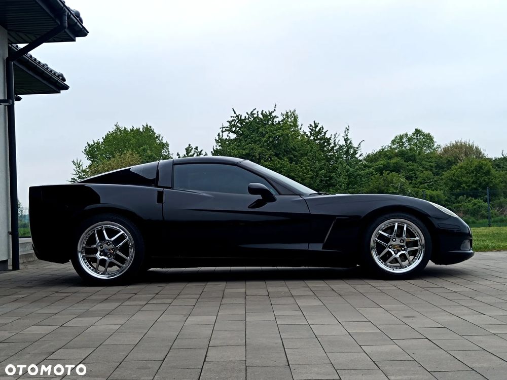Chevrolet Corvette - 7