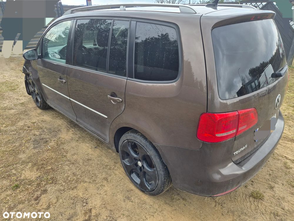 Volkswagen Touran 2.0 TDI DPF DSG Highline - 5