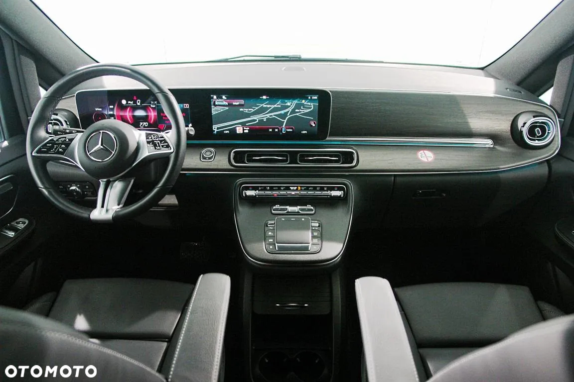 Mercedes-Benz Klasa V 300 d extralang 9G-TRONIC Avantgarde - 22