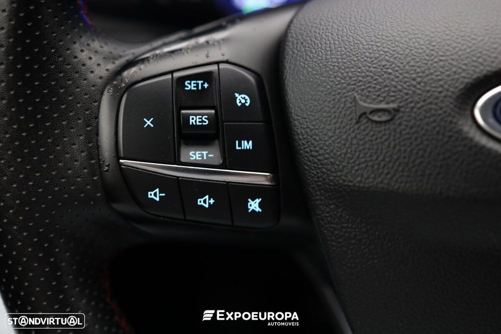 Ford Kuga 1.5 EcoBoost ST-Line X - 10