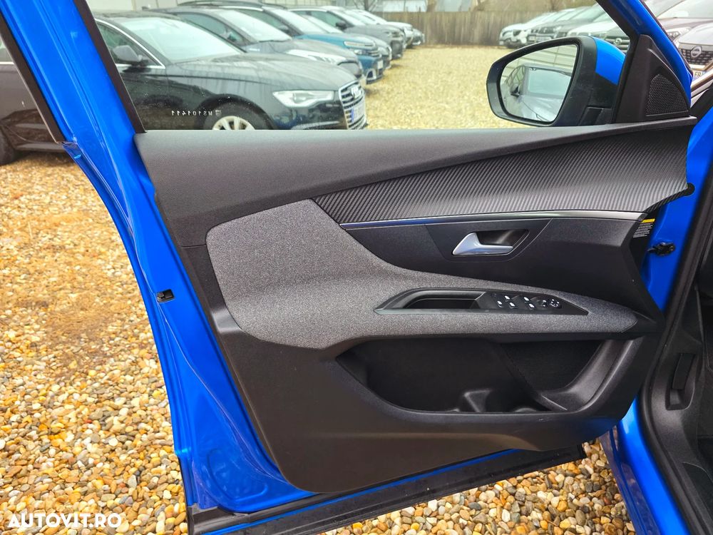 Peugeot 3008 BlueHDi 130 Stop & Start EAT8 Allure Pack - 21