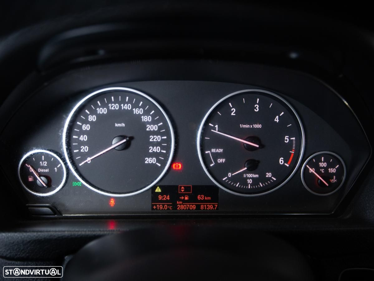 BMW 320 - 13