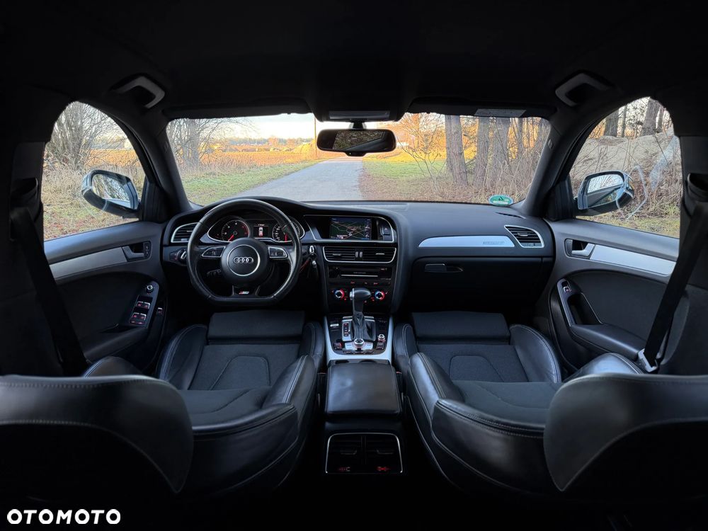 Audi A4 Avant 2.0 TDI DPF quattro S tronic S line Sportpaket - 4