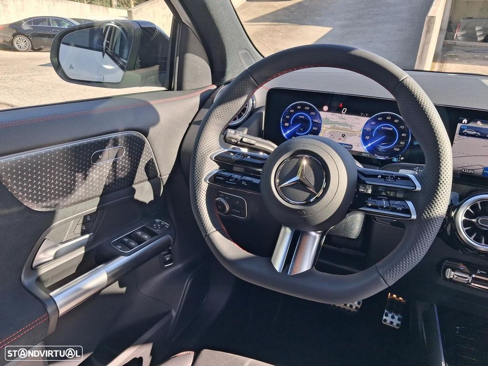 Mercedes-Benz EQA 250+ AMG Line - 16