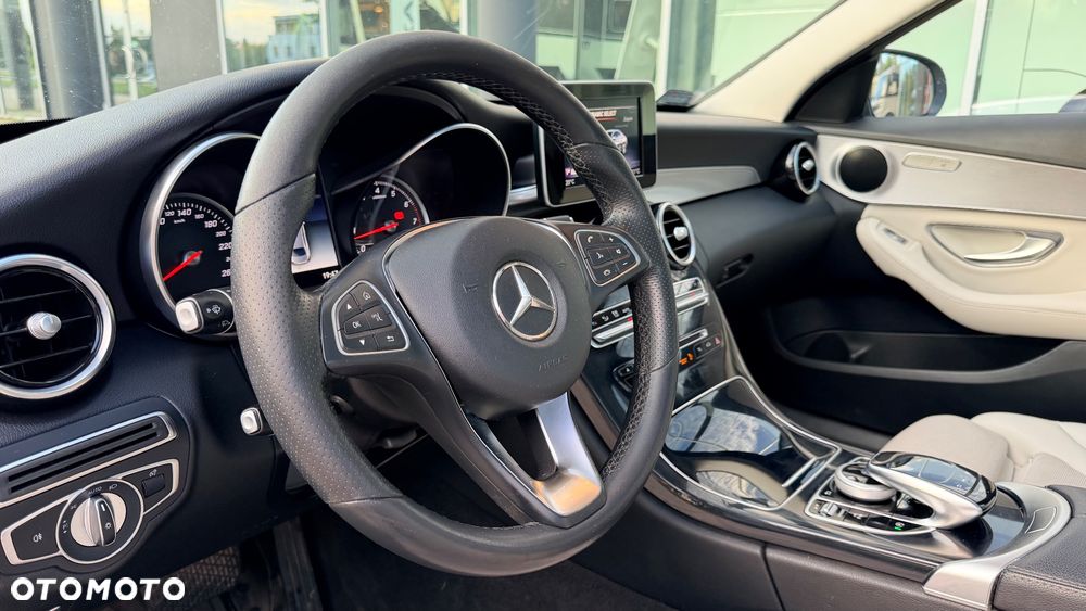 Mercedes-Benz Klasa C 180 9G-TRONIC - 18