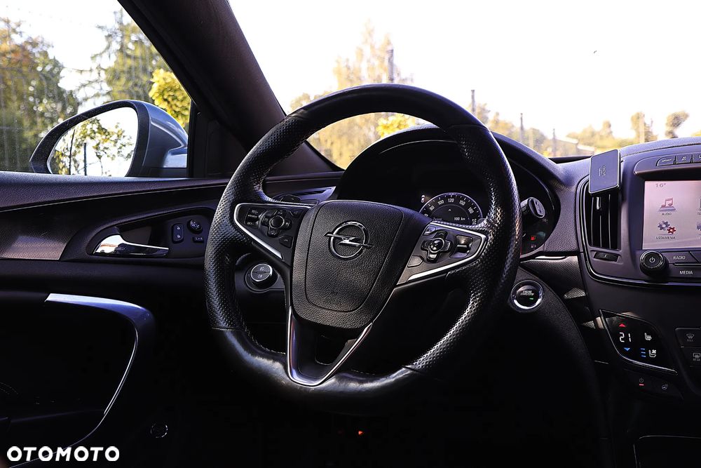 Opel Insignia - 13