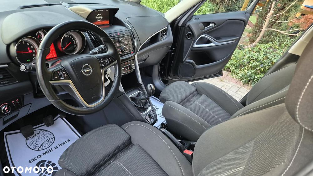 Opel Zafira - 8