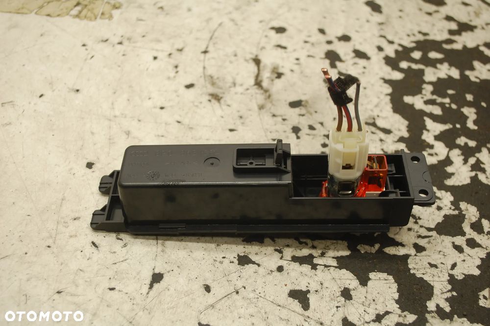 SCHOWEK TUNELU 8P0863284 AUDI A3 8P A4 B7 - 6