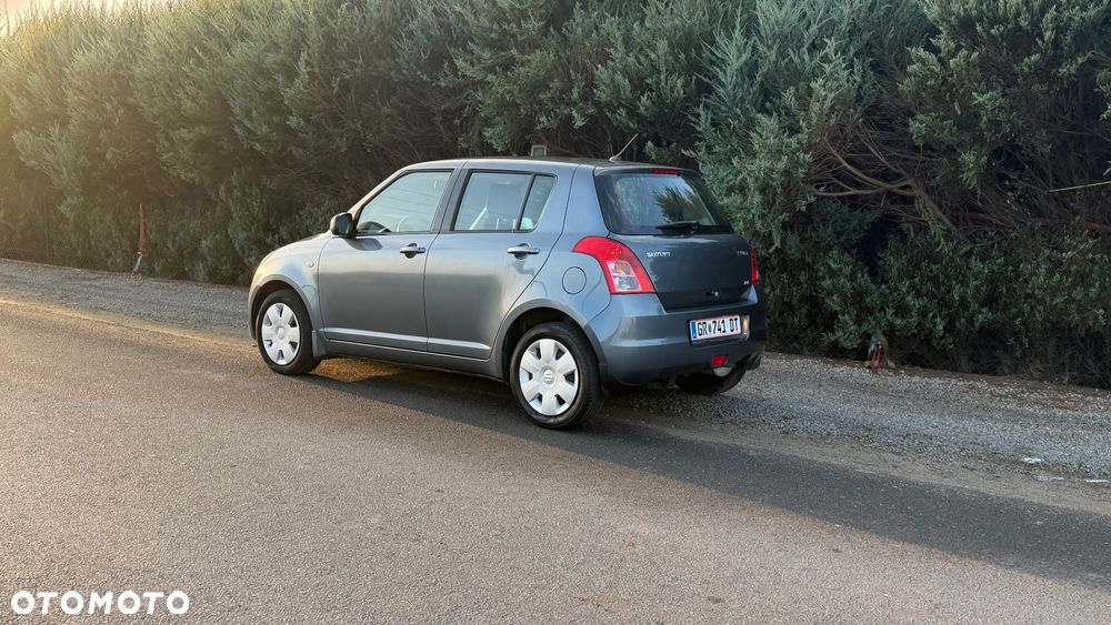 Suzuki Swift - 5