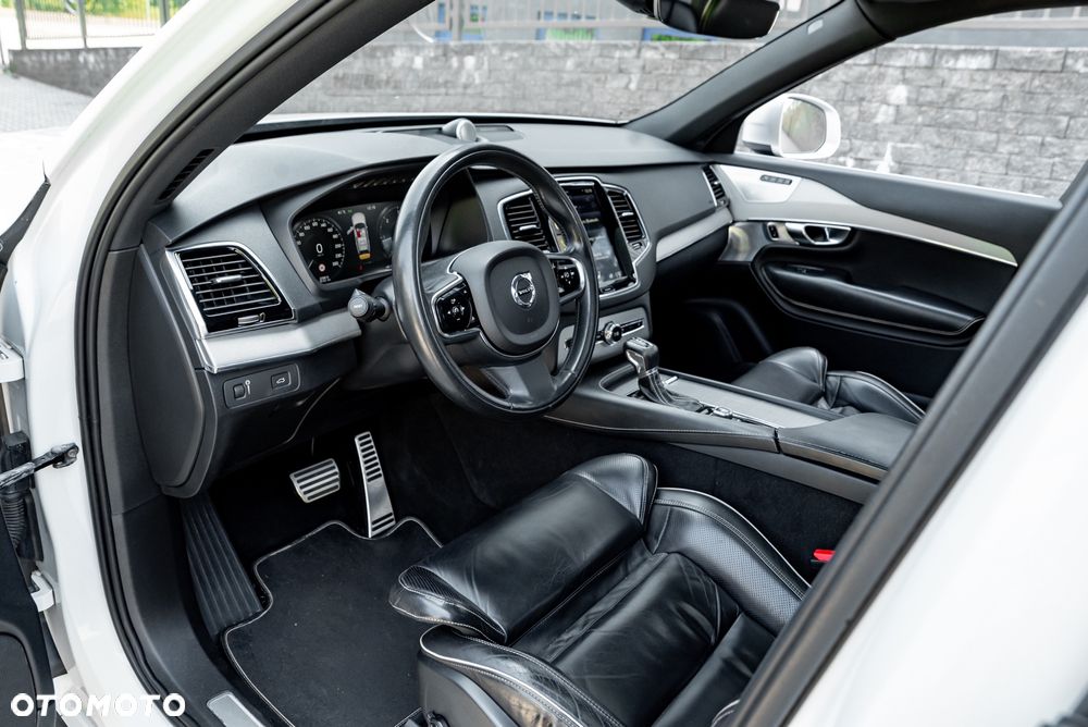 Volvo XC 90 - 18