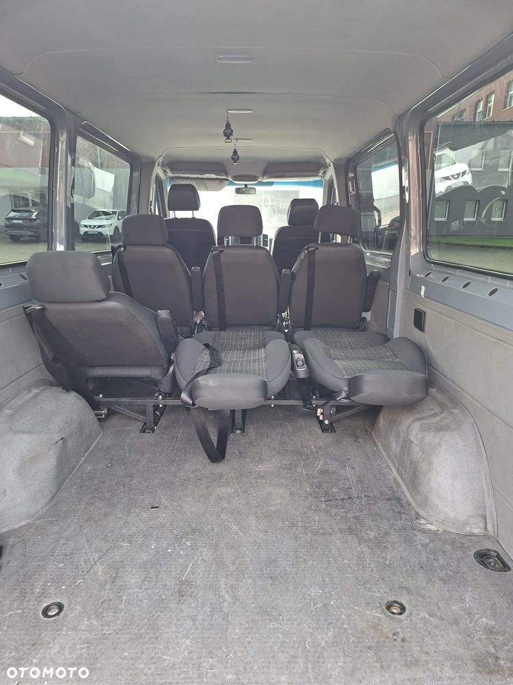 Mercedes-Benz Sprinter - 9