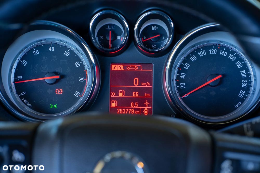 Opel Astra - 11