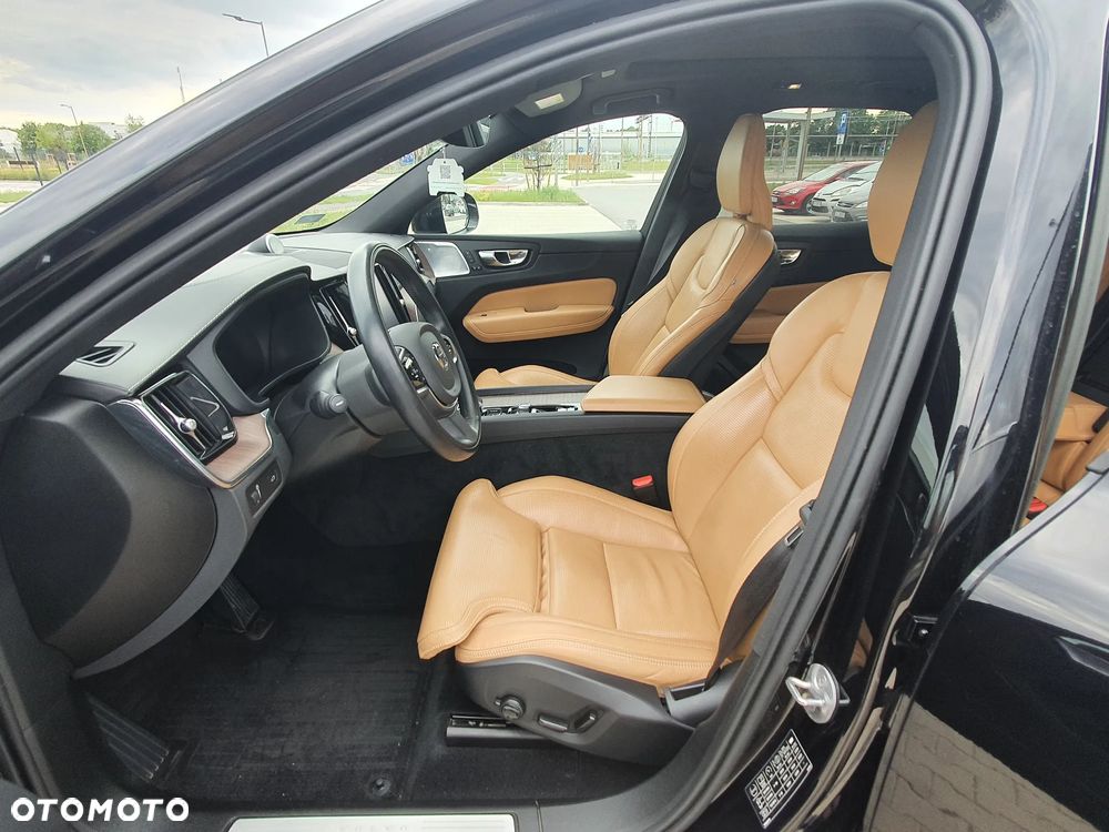 Volvo XC 60 B5 B AWD Inscription - 9