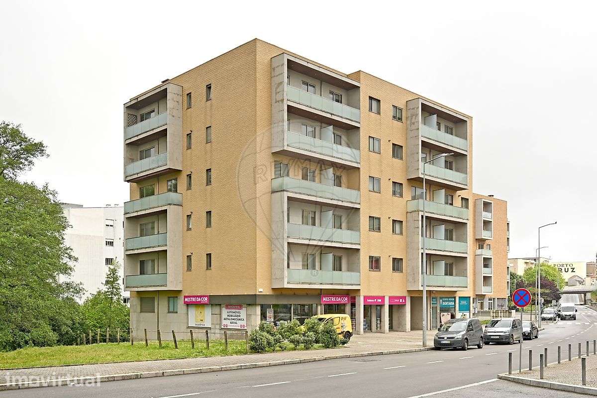 Apartamento T2 para arrendamento - Grande imagem: 2/34