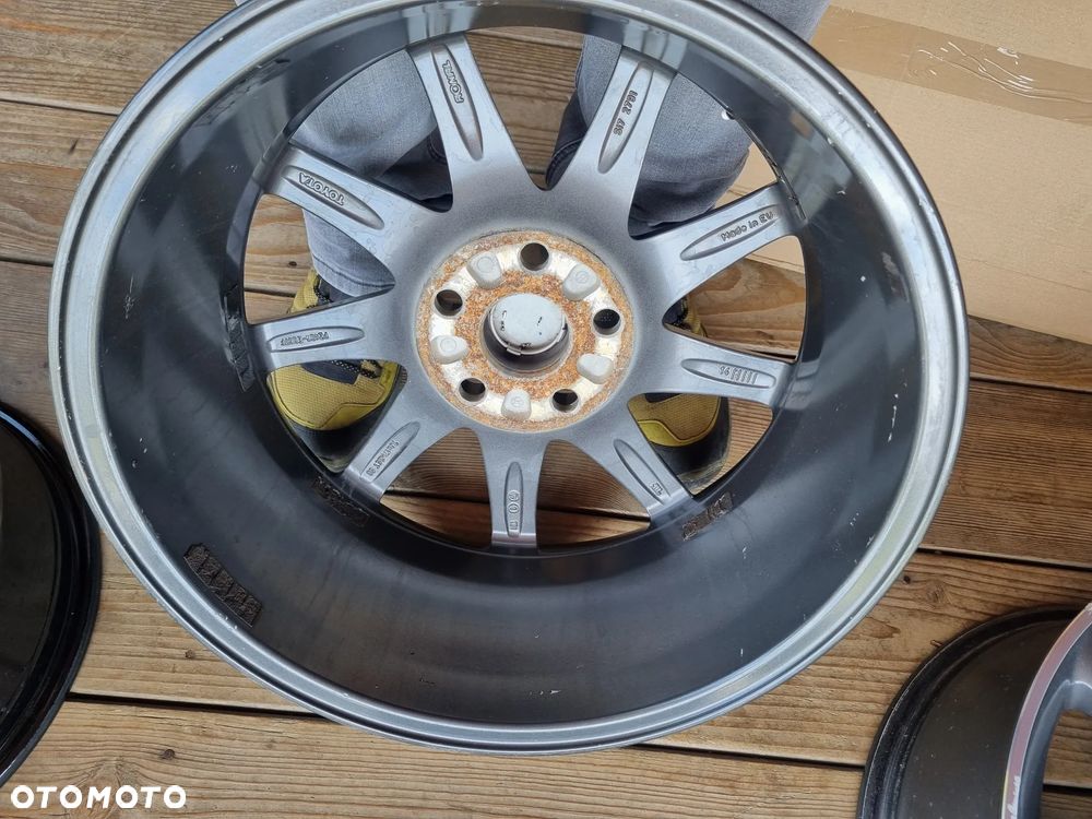 TOYOTA PZ406-E067F COROLLA,VERSO,AURIS,C-HR alu 7X17 ET50 5x114,3 super - 8