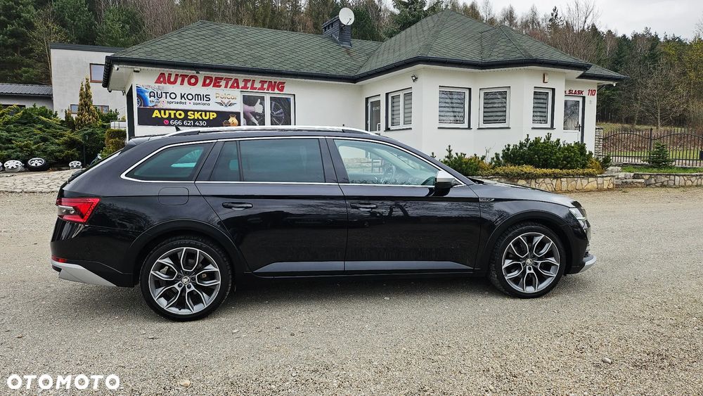 Skoda Superb 2.0 TDI SCR 4x4 Scout DSG - 15