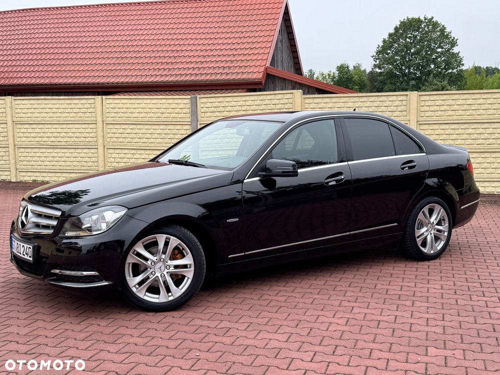 Mercedes-Benz Klasa C 180 BlueEFFICIENCY 7G-TRONIC Avantgarde - 8