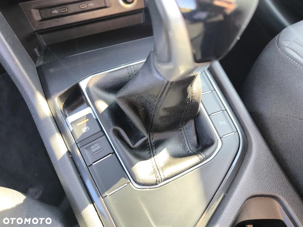 Volkswagen Tiguan 1.5 TSI OPF Life - 12