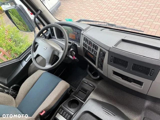 Volvo FE 320 Chłodnia 23palety Euro 6 Niski przeieg - 7
