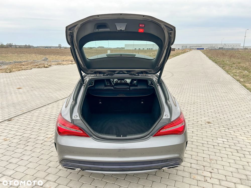Mercedes-Benz CLA 180 7G-DCT AMG Line - 25