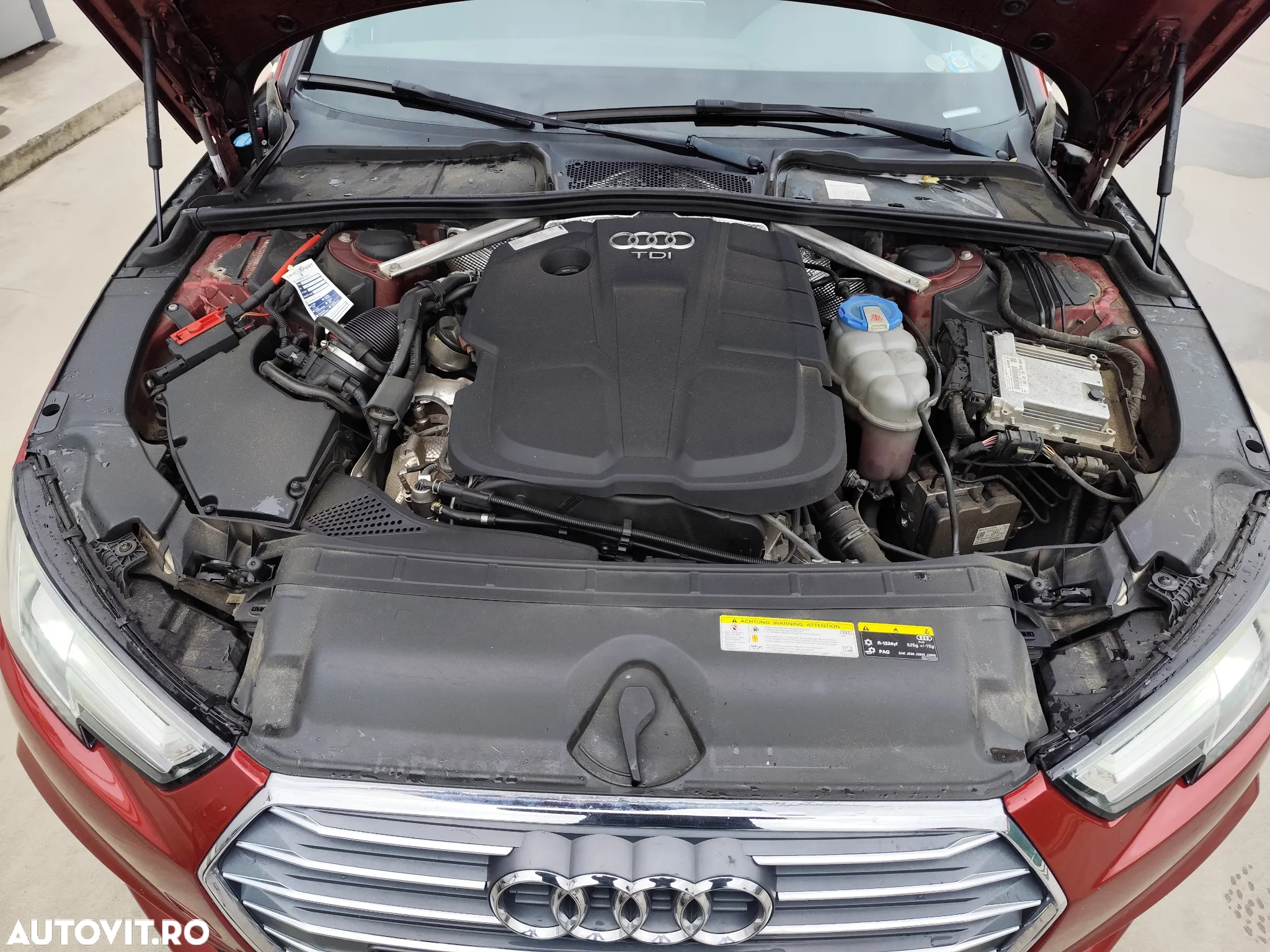 Audi A4 2.0 TDI S tronic Design - 18