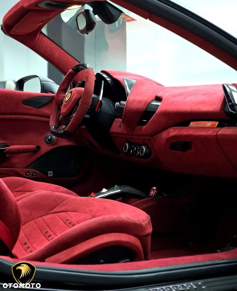 Ferrari 488 - 4
