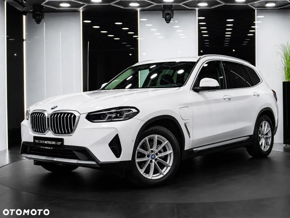 BMW X3 xDrive30e Business Edition sport - 2