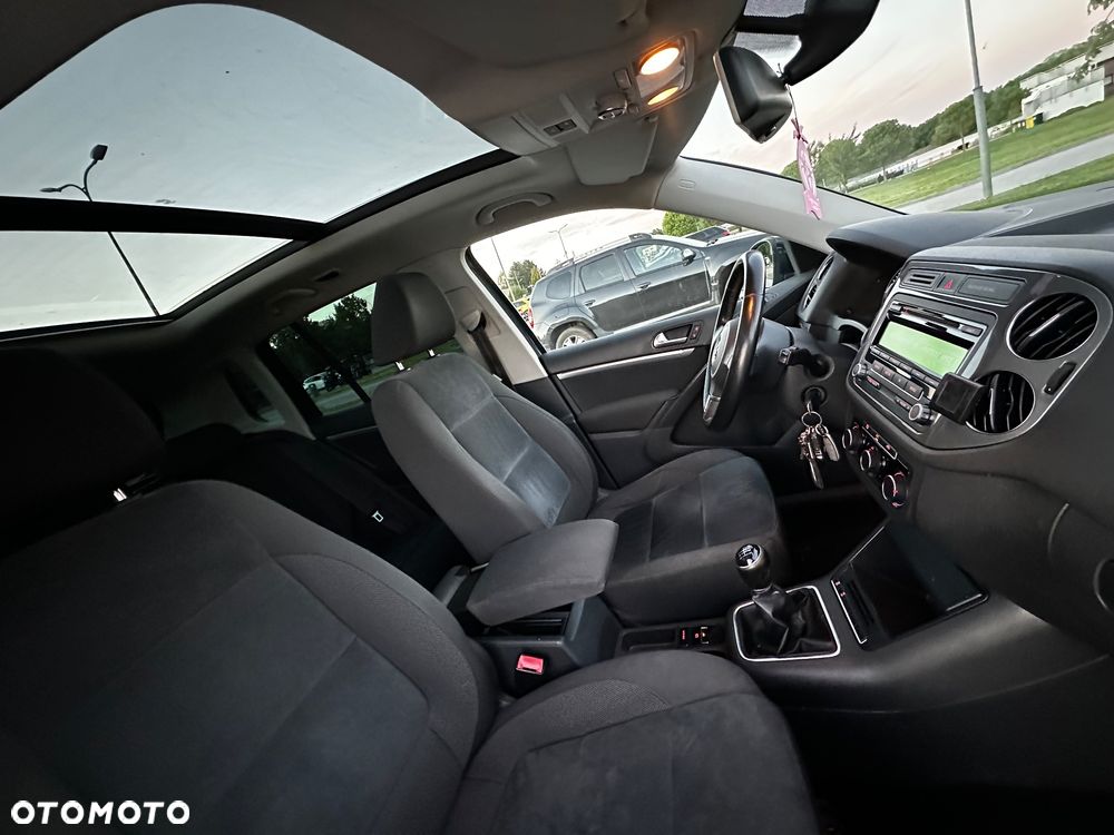 Volkswagen Tiguan - 14