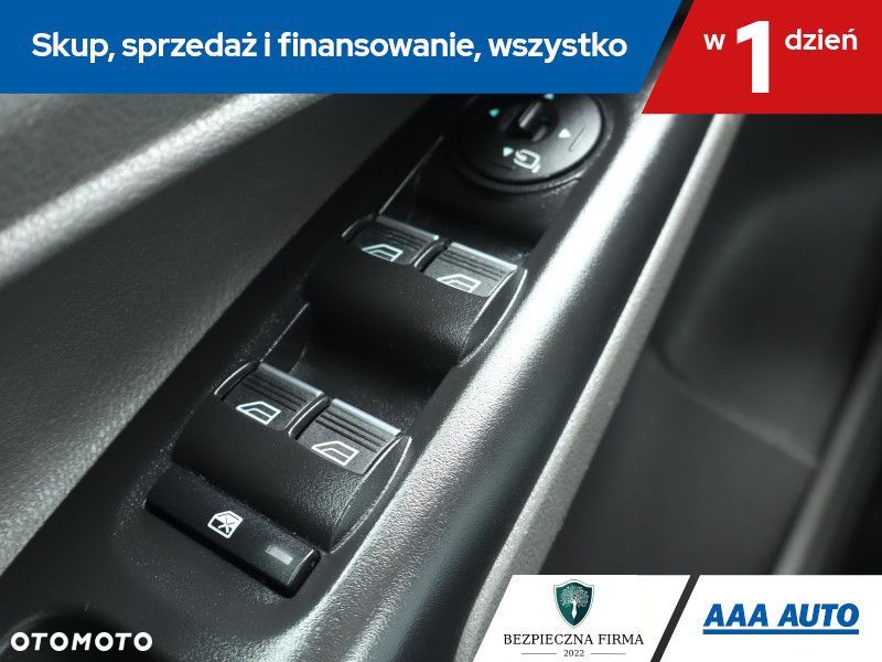 Ford Tourneo Connect - 17