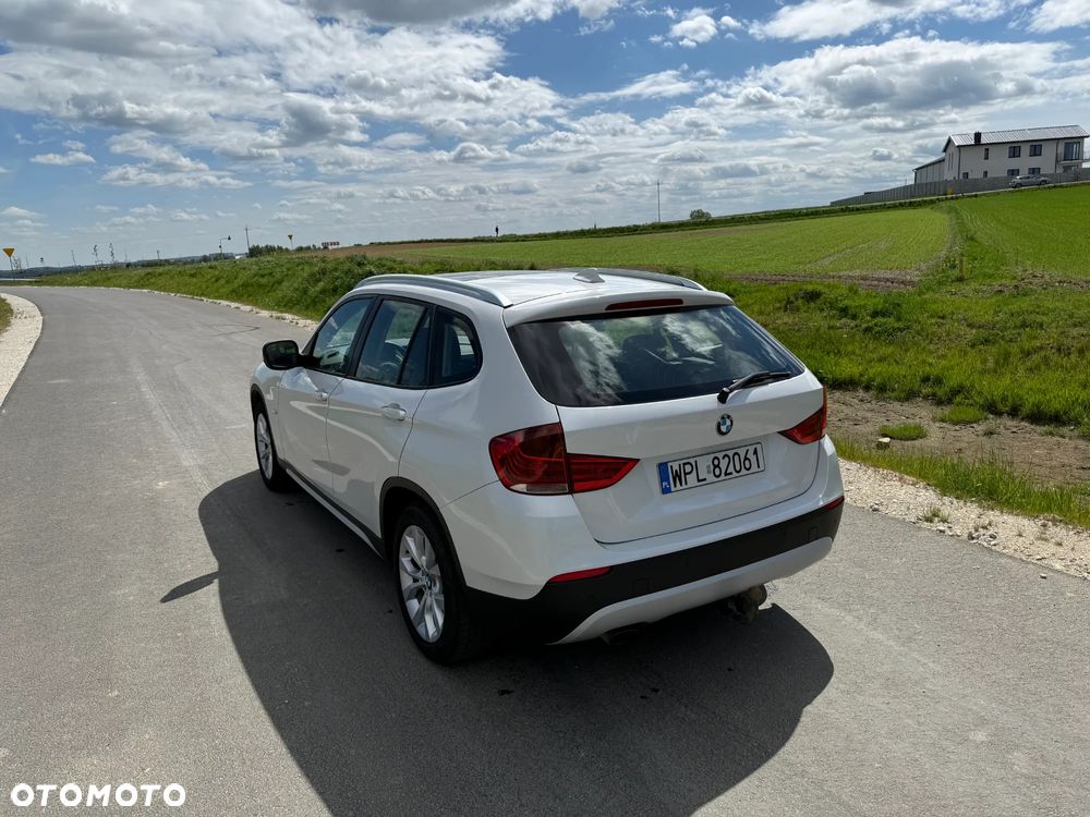 BMW X1 xDrive18d xLine - 10