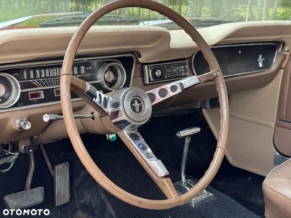 Ford Mustang - 27