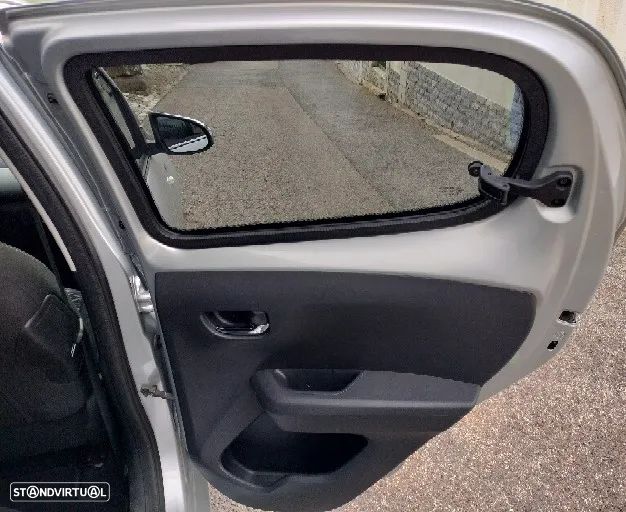 Peugeot 108 Top! 1.2 VTi Allure - 16