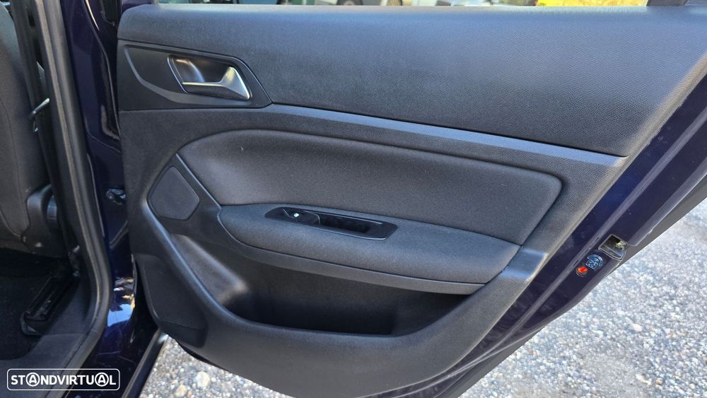 Peugeot 308 1.5 BlueHDi Style - 50