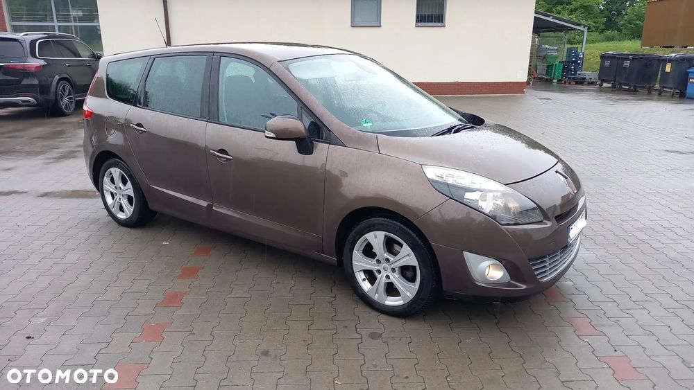 Renault Grand Scenic - 4