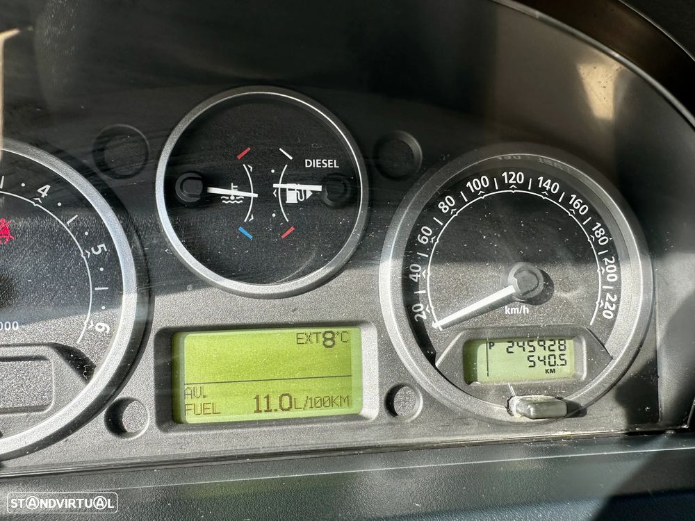 Land Rover Range Rover Sport 2.7 TDV6 HSE - 20