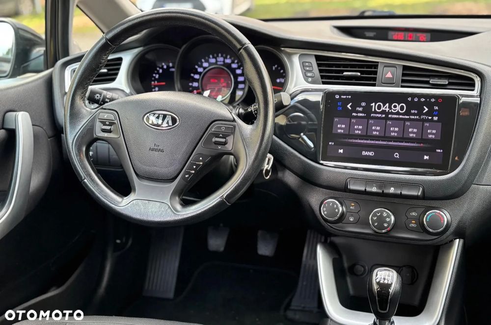 Kia Ceed 1.6 CRDi L - 4