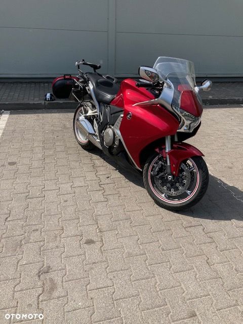 Honda VFR - 10