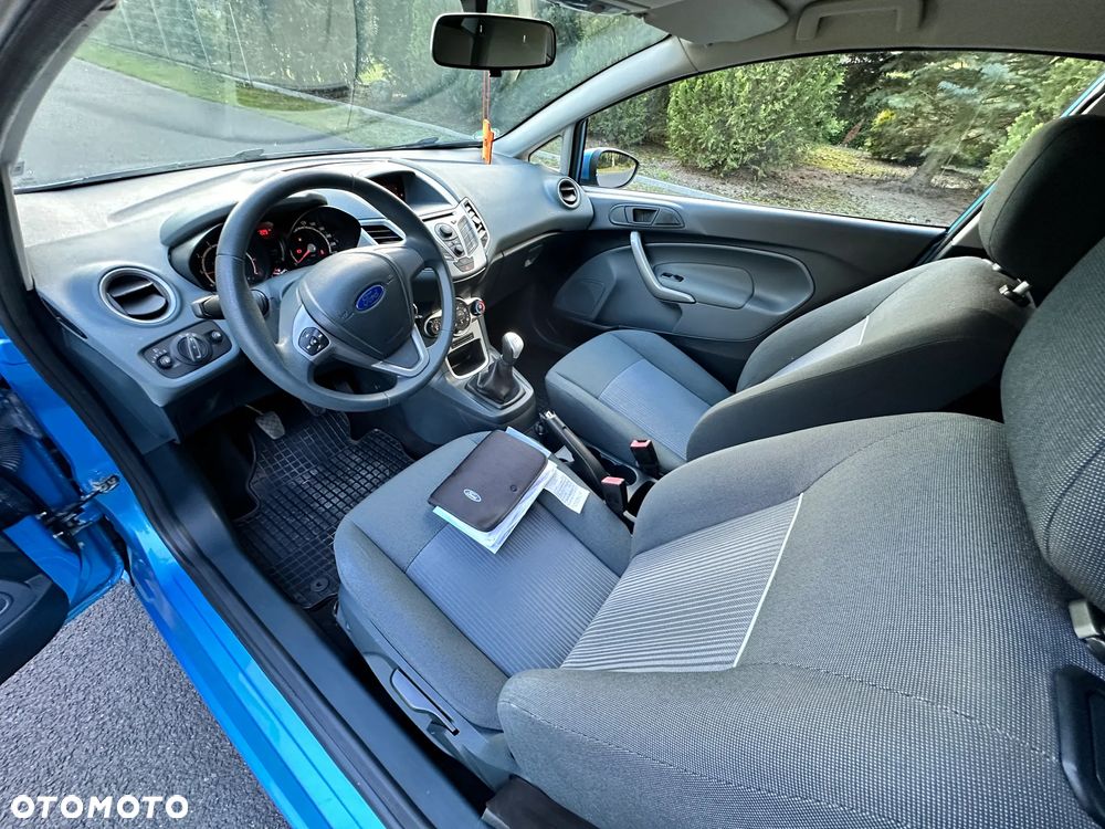 Ford Fiesta 1.25 Ghia - 18