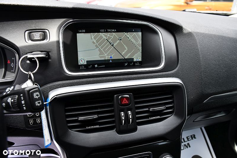 Volvo V40 T2 Drive-E Momentum - 13