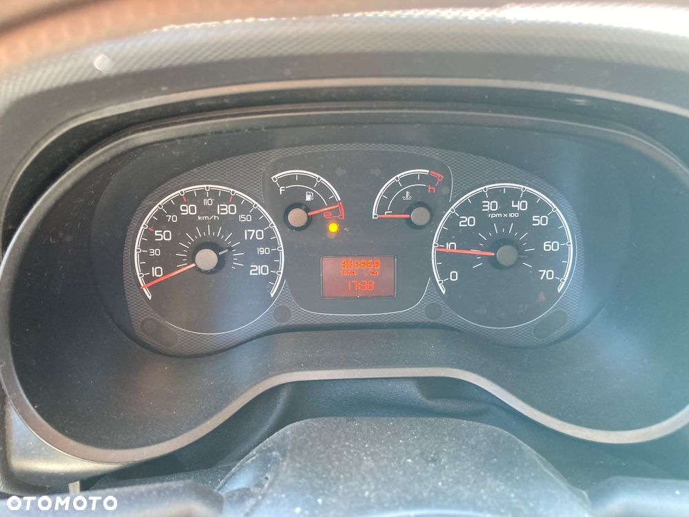 Fiat Doblo - 8