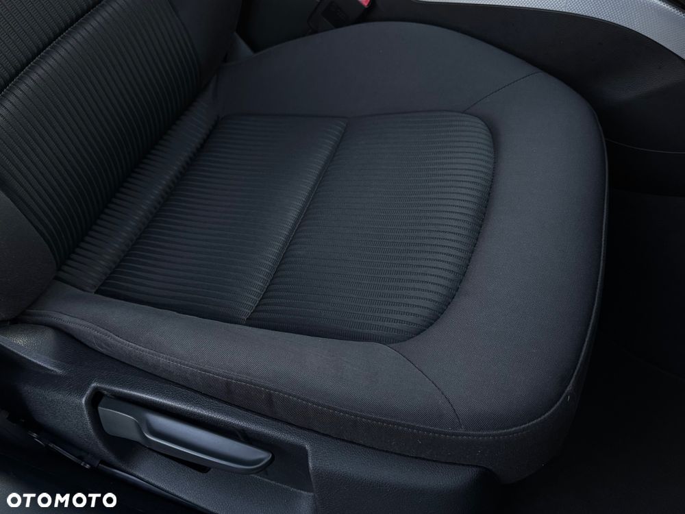 Audi A4 Avant 2.0 TDI Quattro - 28