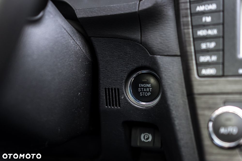 Toyota Avensis 2.0 Sol plus NAVI - 27