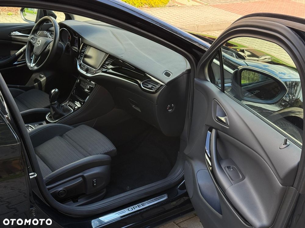 Opel Astra 1.6 Turbo Start/Stop Ultimate - 17