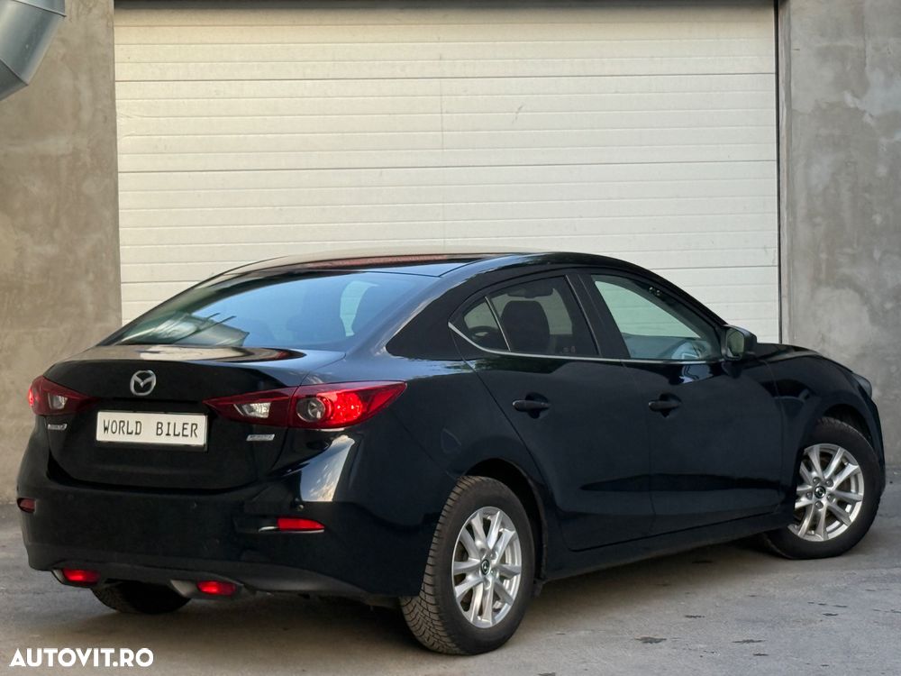 Mazda 3 - 4