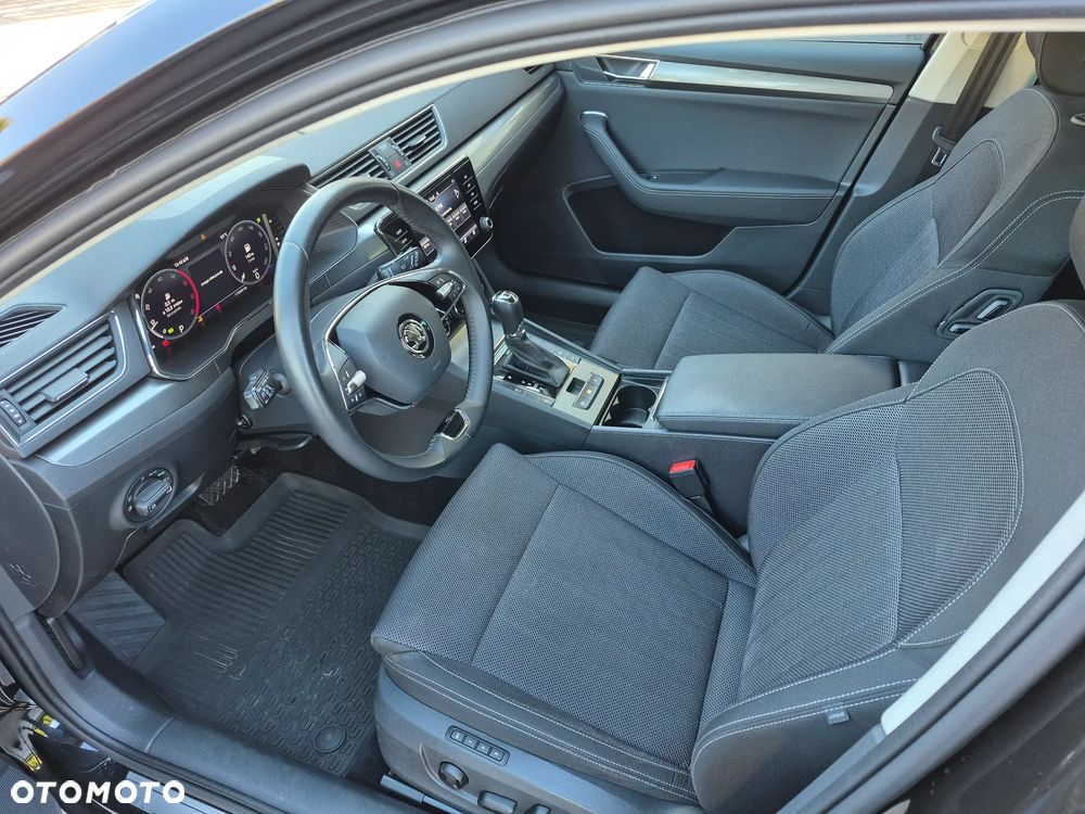 Skoda Superb 2.0 TDI SCR 4x4 Style DSG - 5