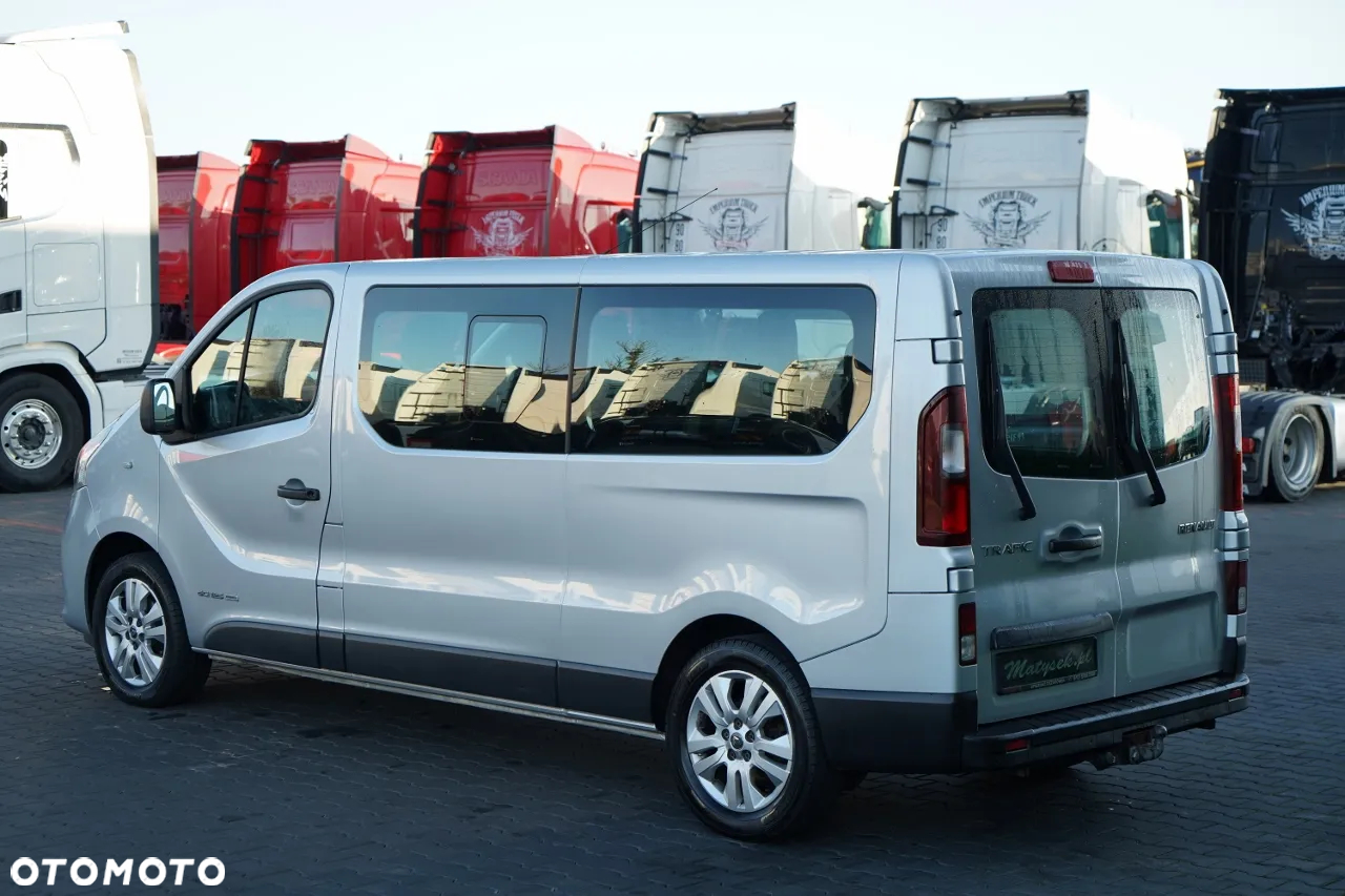 Renault TRAFIC 125 DCI  / BUS / 9 MIEJSC / 2017 ROK / POLSKI SALON / SERWISOWANY - 7