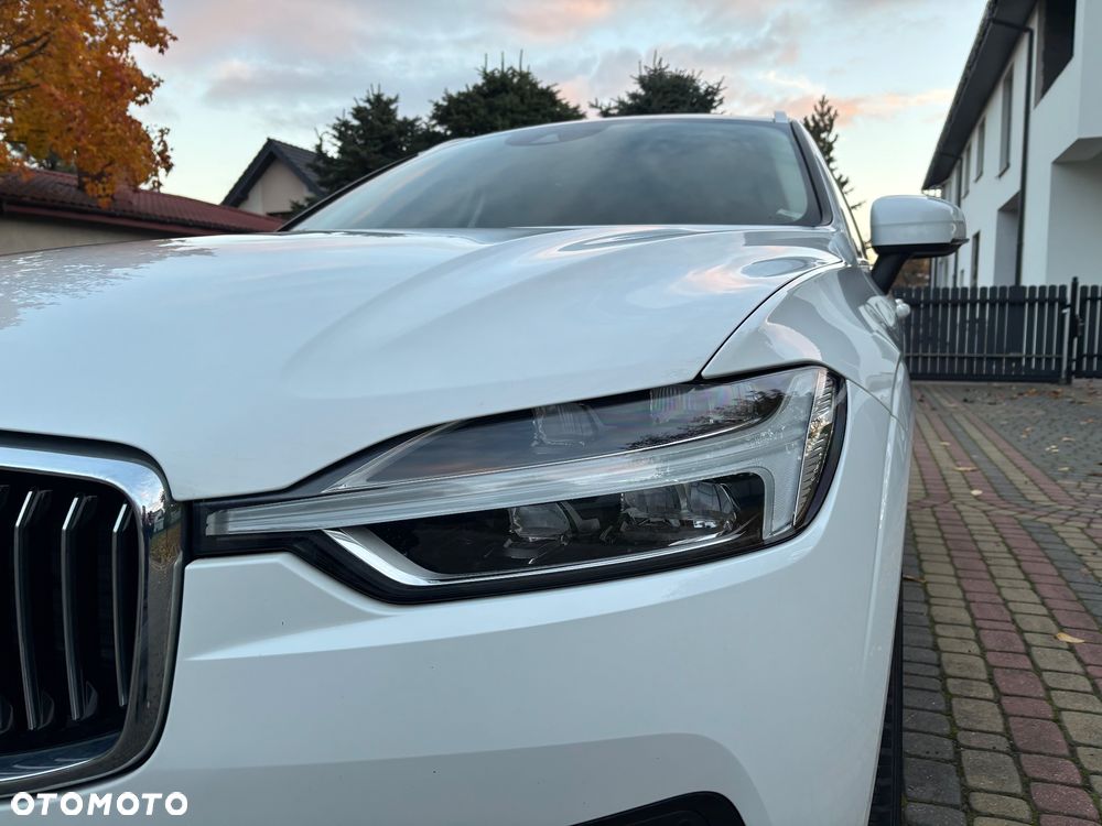 Volvo XC 60 B4 D Inscription - 12